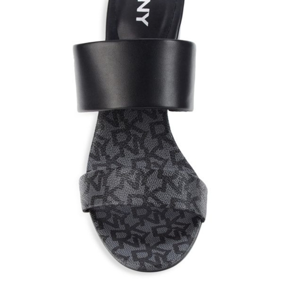 Dkny Size 7 Sandals  Hazel  Logo Print NWOB - Picture 4 of 6